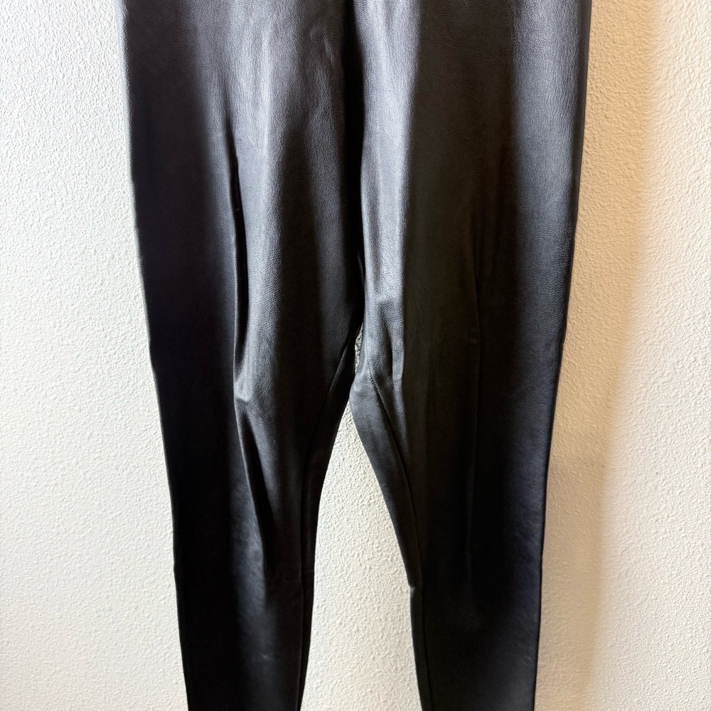 Commando Perfect Control Faux Leather Legging Pants Black Women’s Medium Casual - Picture 4 of 10